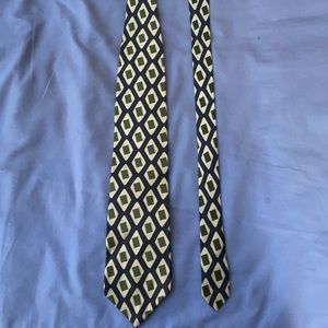 Structure Be Collesarai tie